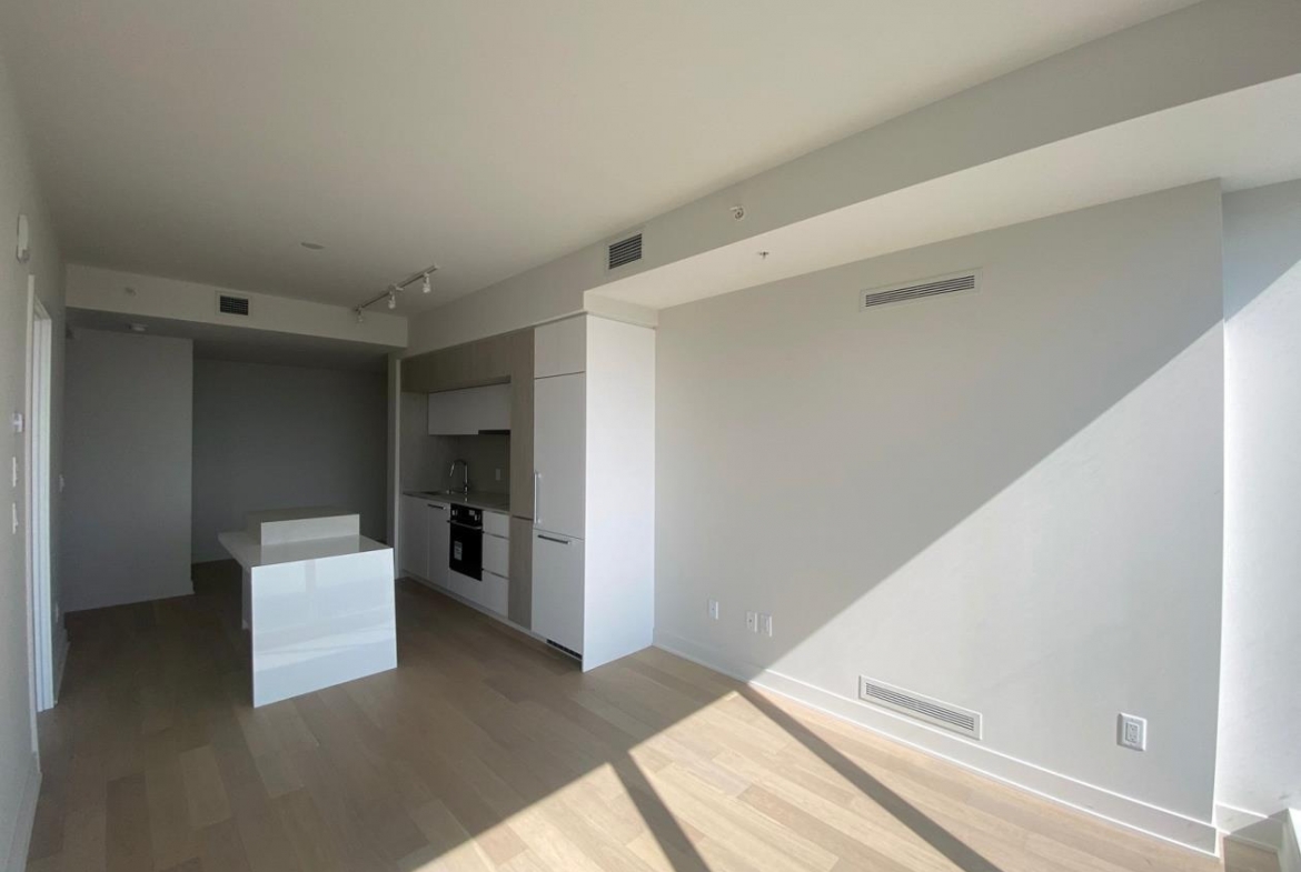 Condo for rent in TDC3 Montreal