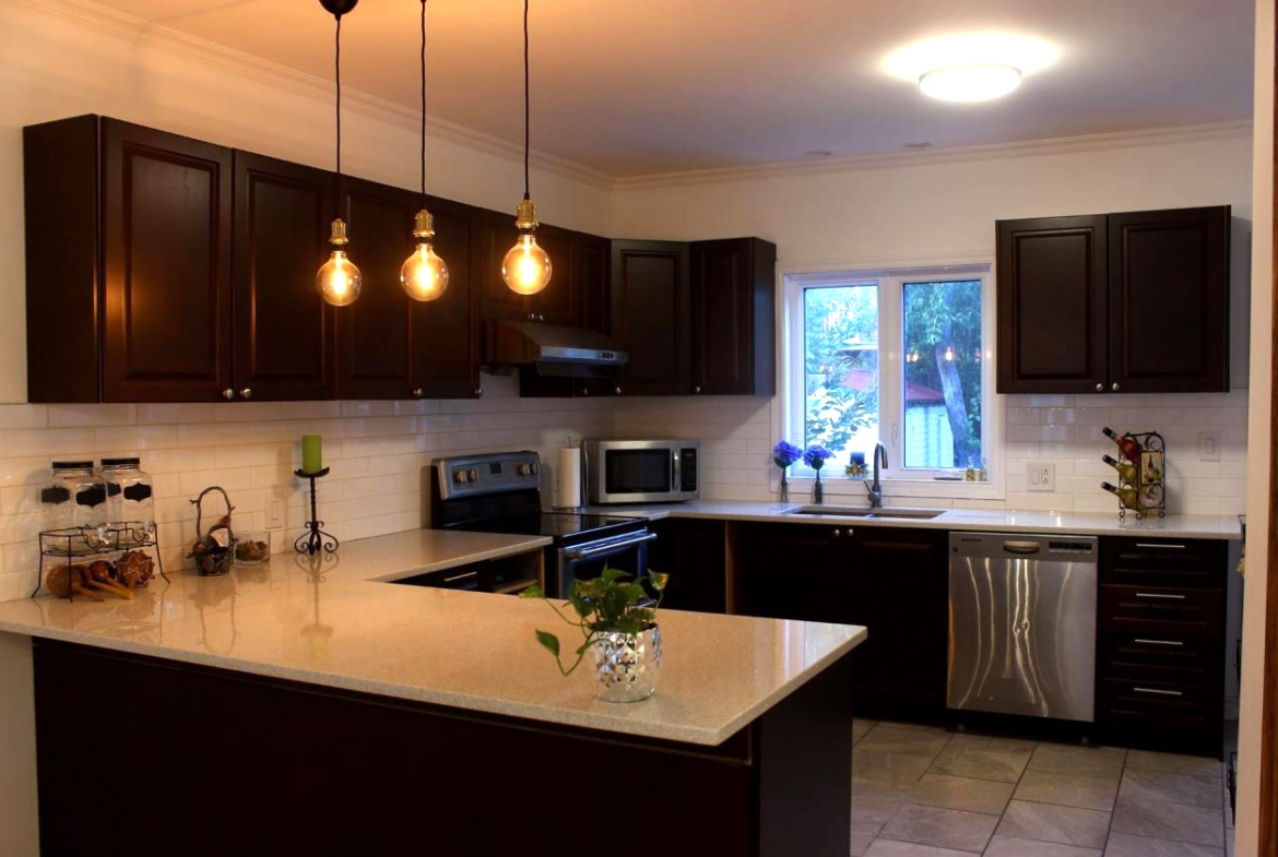 Beautiful semi-detached cottage in NDG for Sale