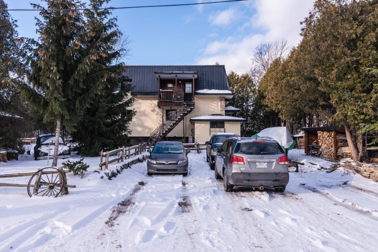 Triplex for sale in Chateauguay