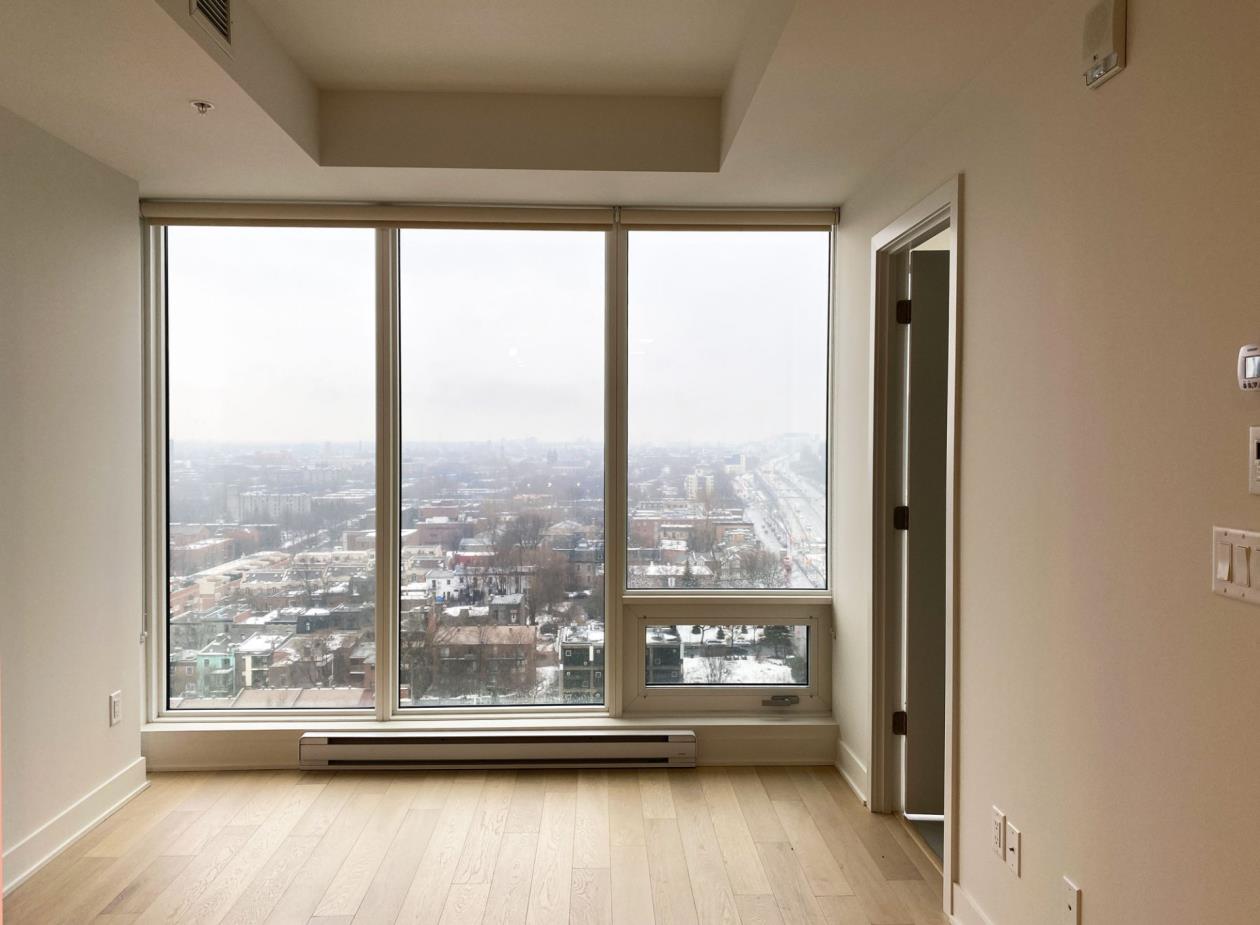 Bachelor Condo for sale in Tour Des Canadiens 3 Montreal