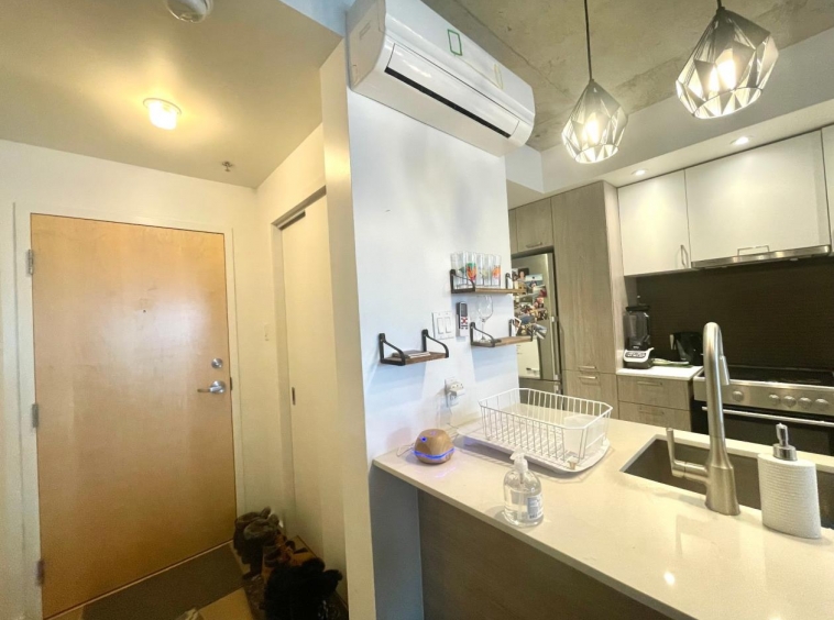 1BR condo for sale at La Catherine Downtown Montreal
