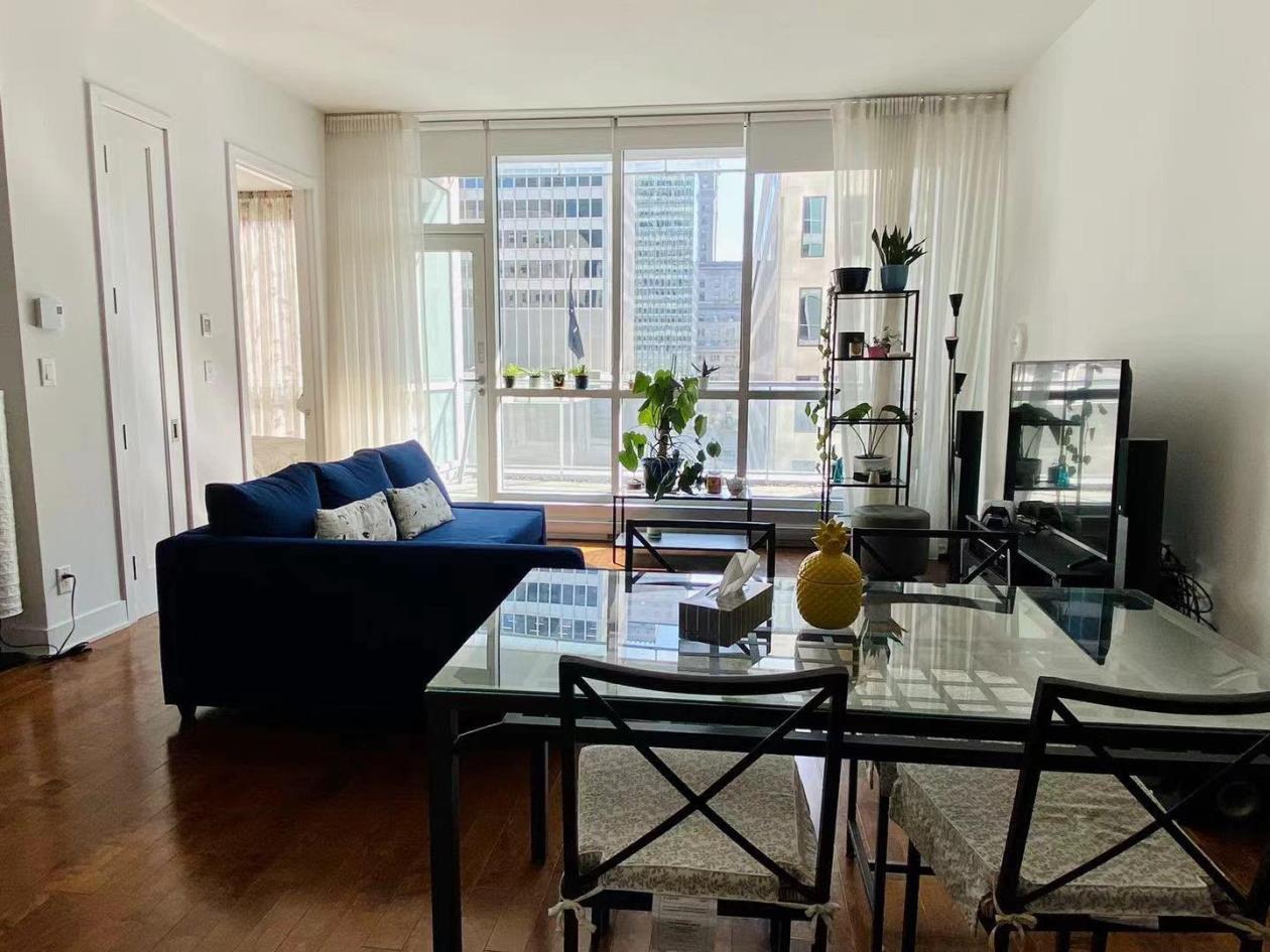 Downtown Montreal condo for rent