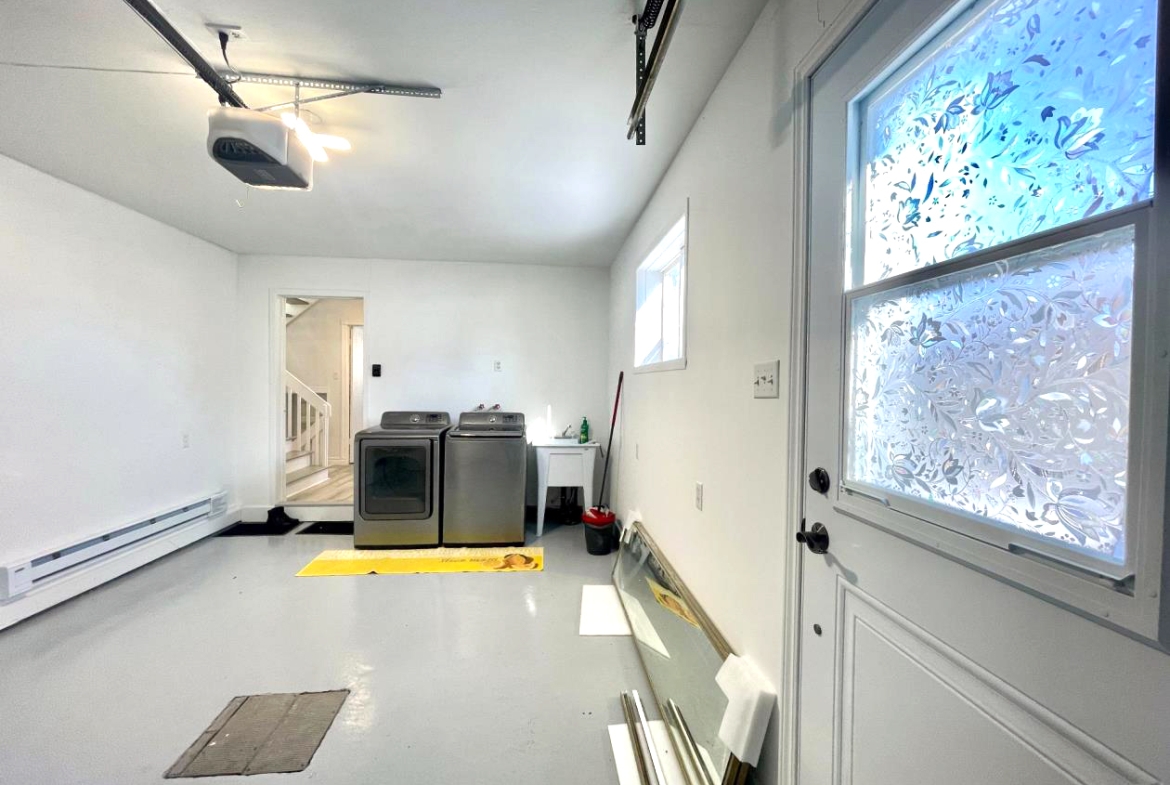 Maison de 3 càc à louer dans Brossard