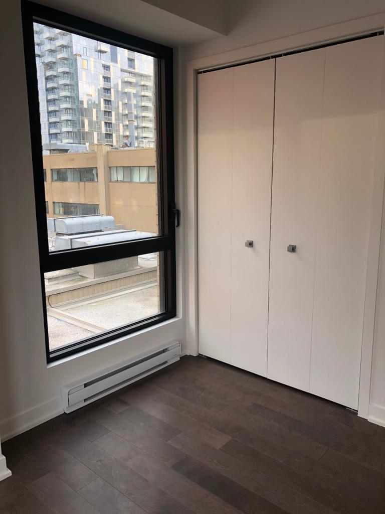 Brand new condo for rent in downtown Montreal