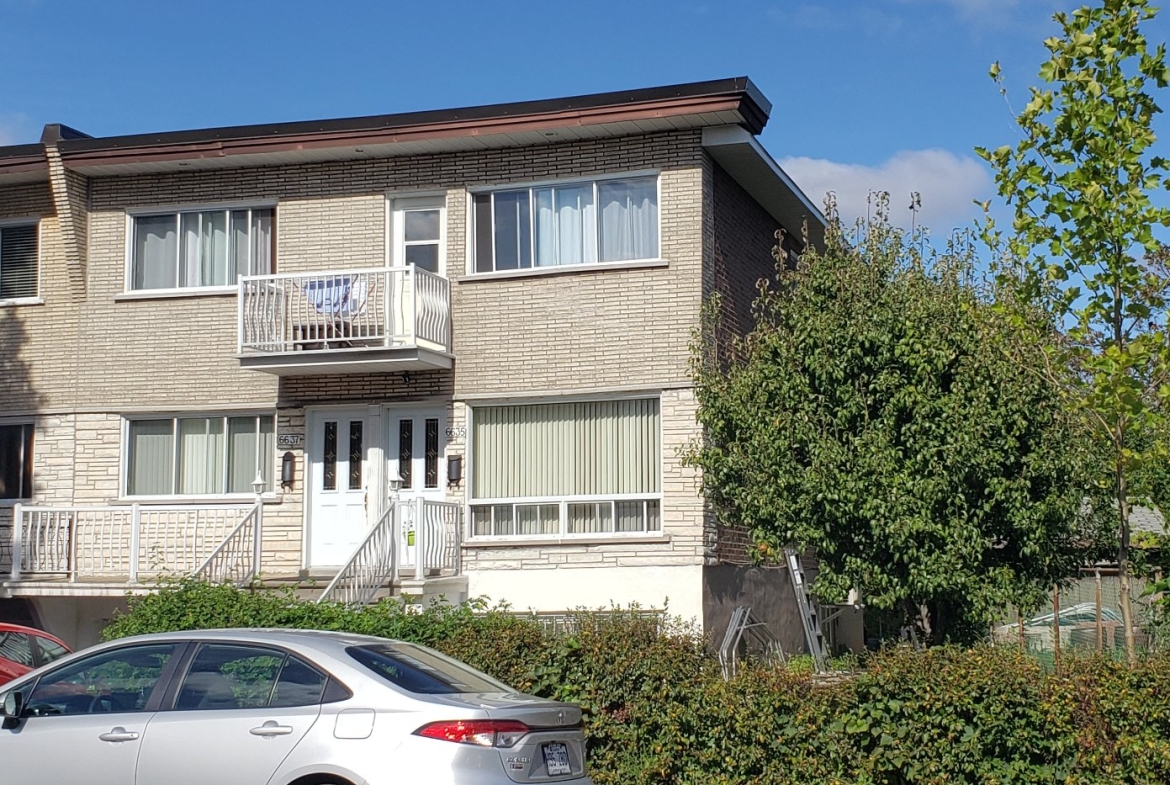 Triplex for sale in Rosemont Montreal