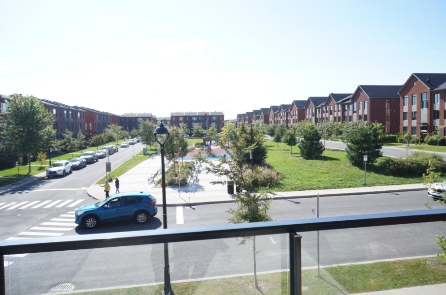 Condo for rent At Bois- Franc, Ville Saint-Laurent