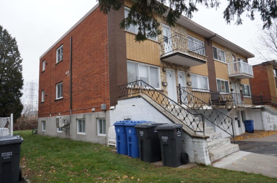 5 1/2 for rent at Brossard
