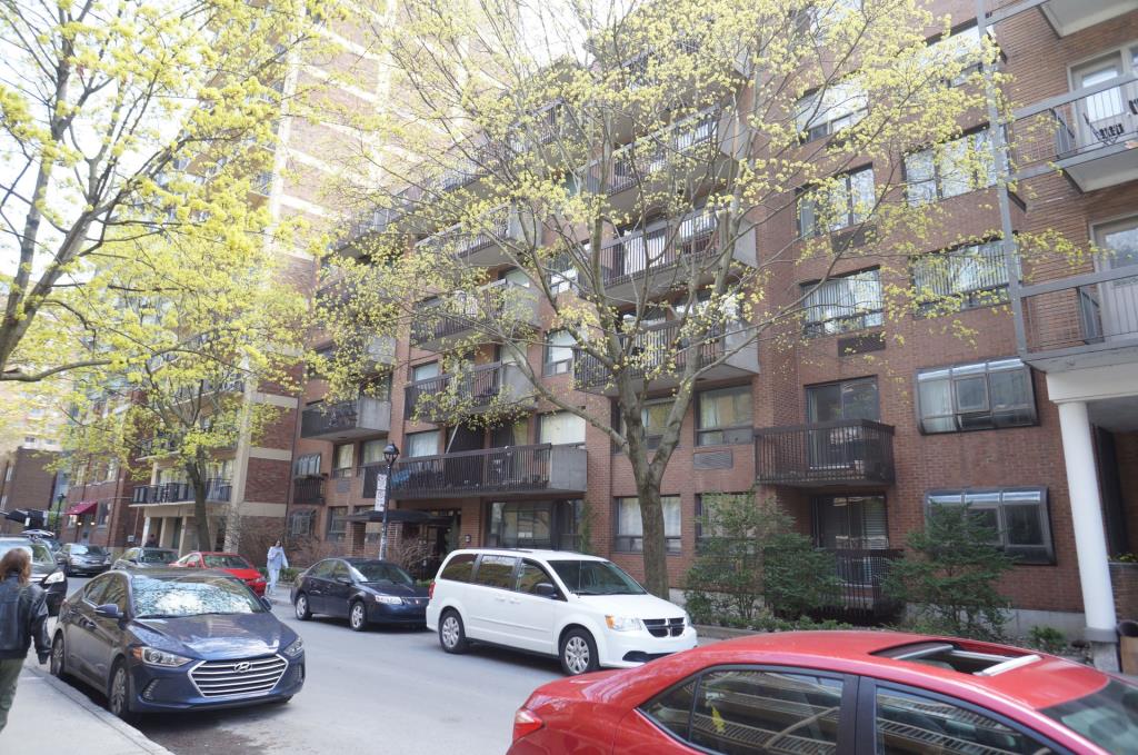 Condo for sale in downtown Montreal