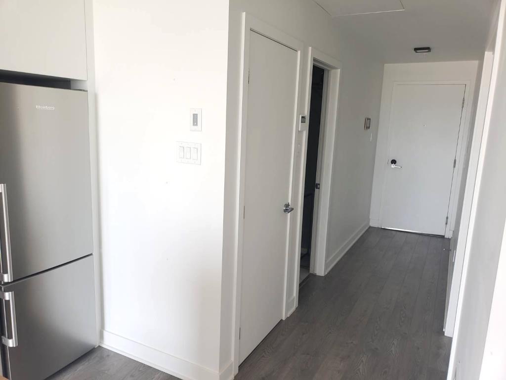 condo for rent at bois -franc