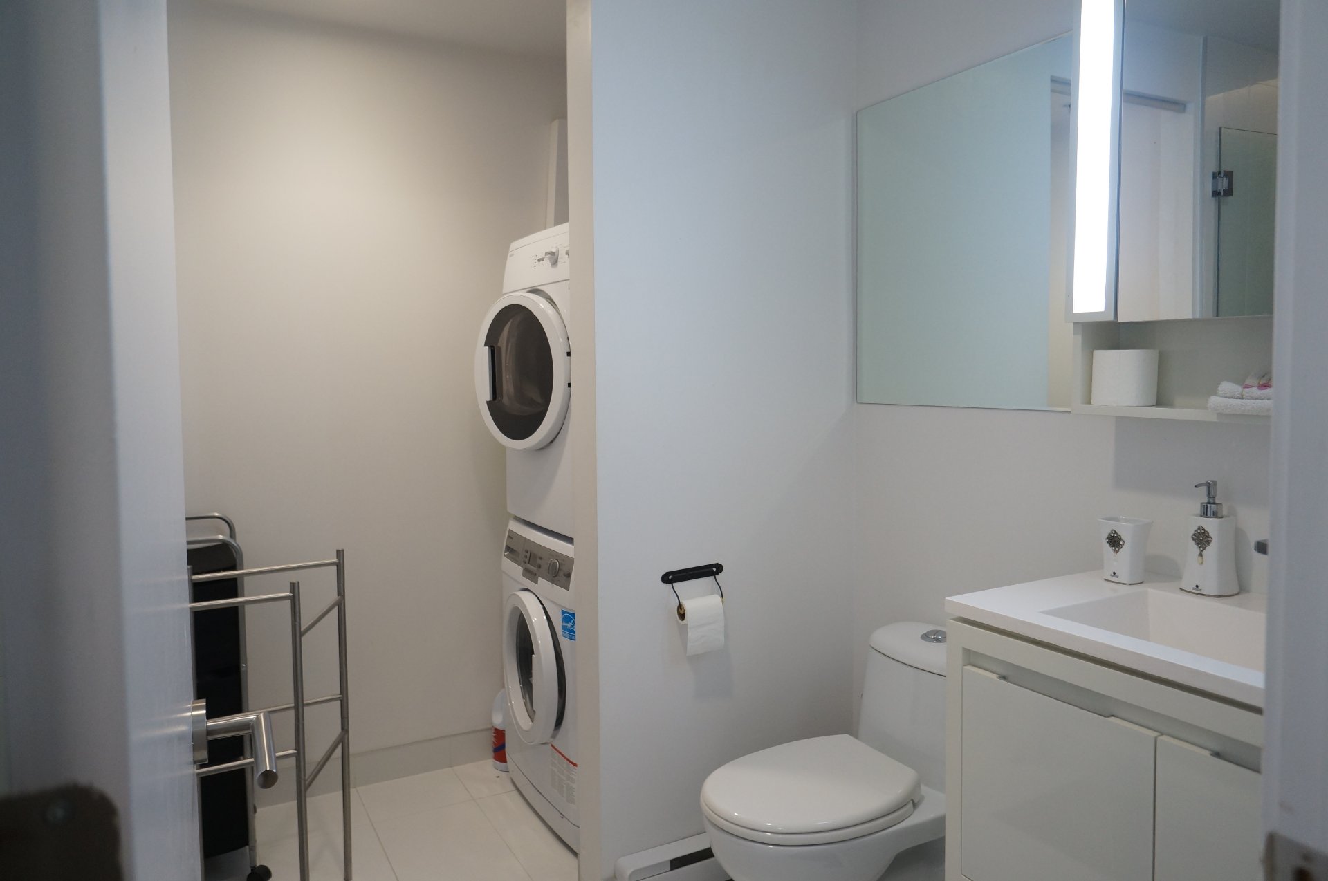 1288-1104-avenue-des-canadiens-de-montreal-13 Studio condo for sale in Montreal