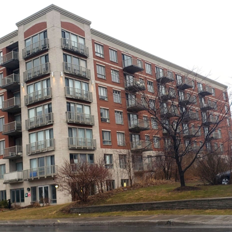 Condo for sale in ville saint laurent