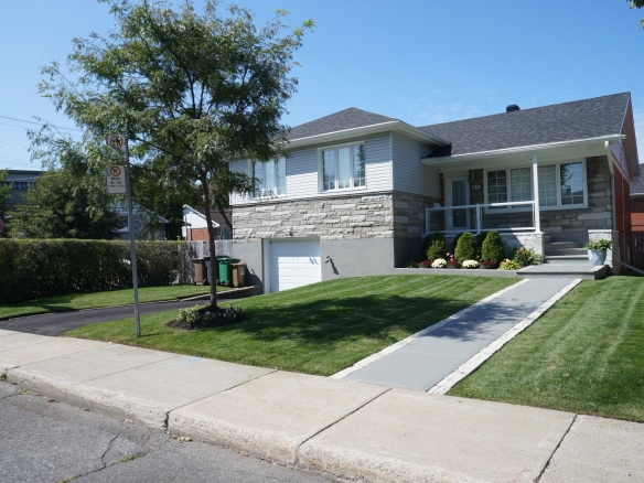 House for sale in Ville St-Laurent